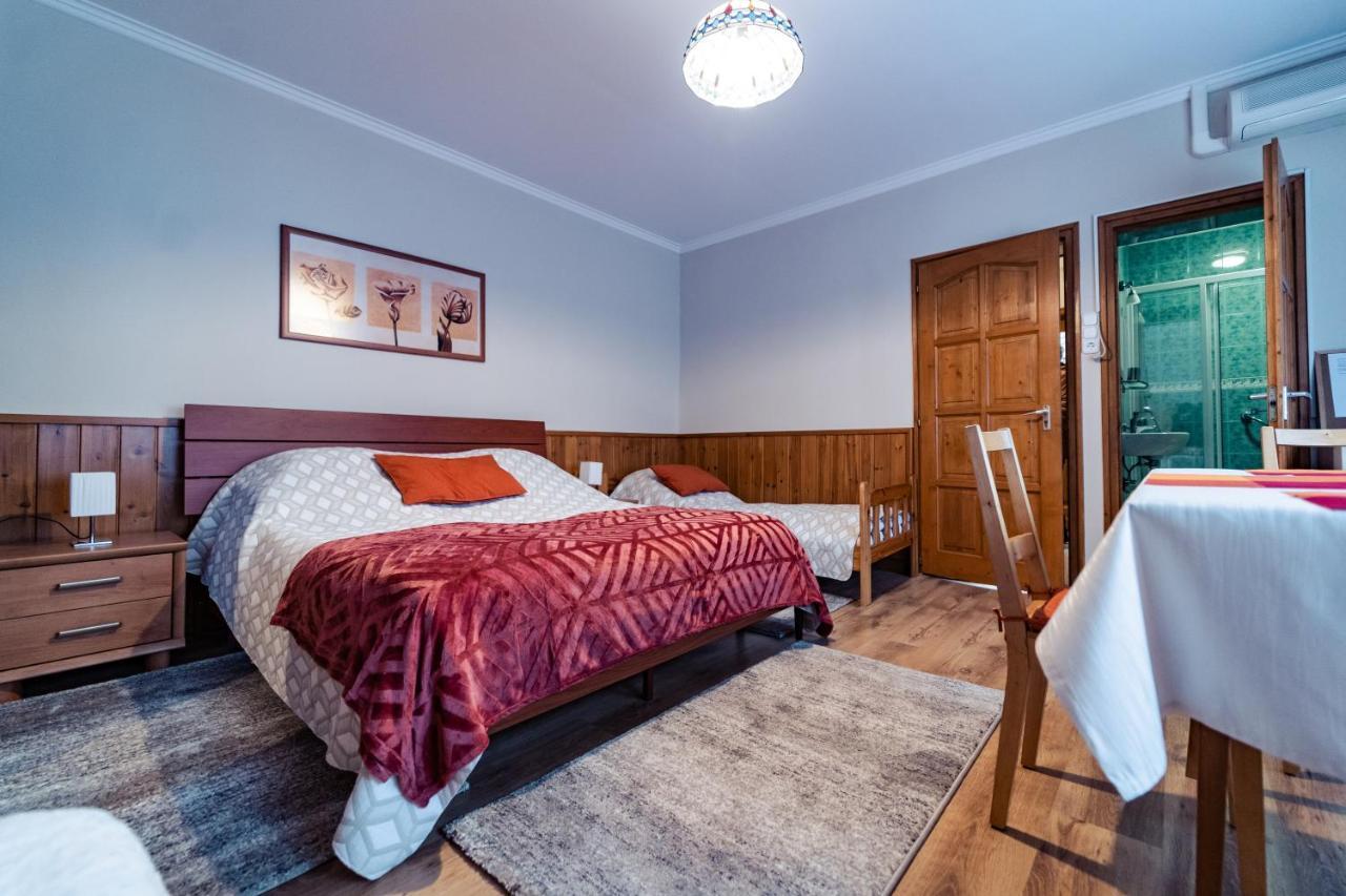 Estike Apartman Дьюла Экстерьер фото
